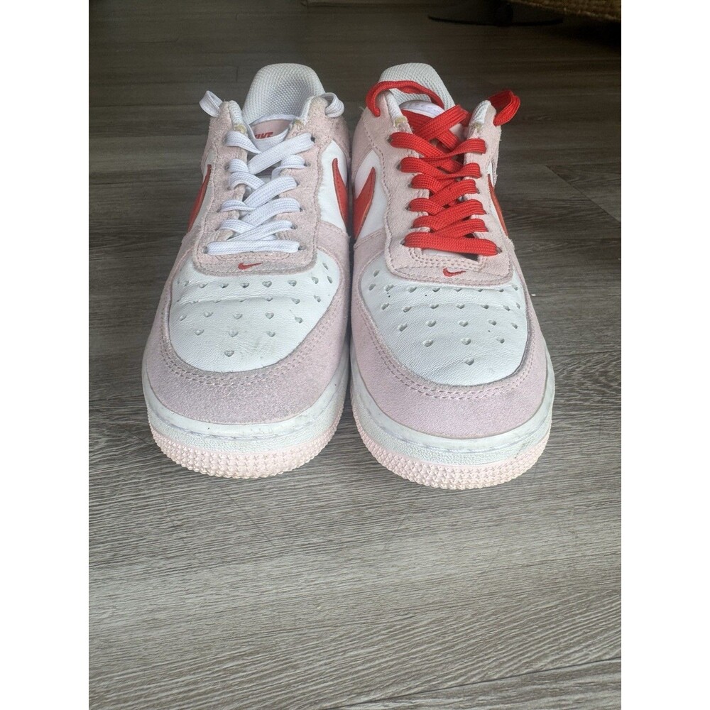 Nike Air Force 1 Low 07 QS Valentine’s Day Love Letter Pink Red DD3384-600 Suede - Picture 8 of 16